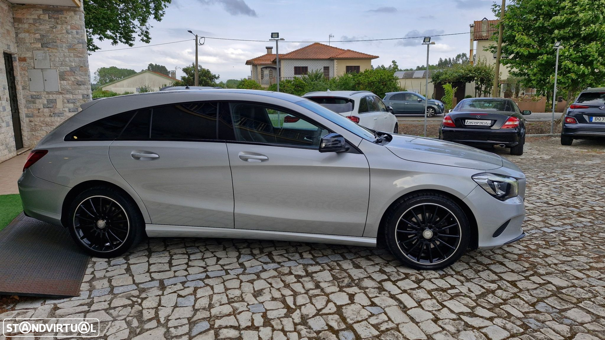 Mercedes-Benz CLA 180 d Shooting Brake Urban - 5