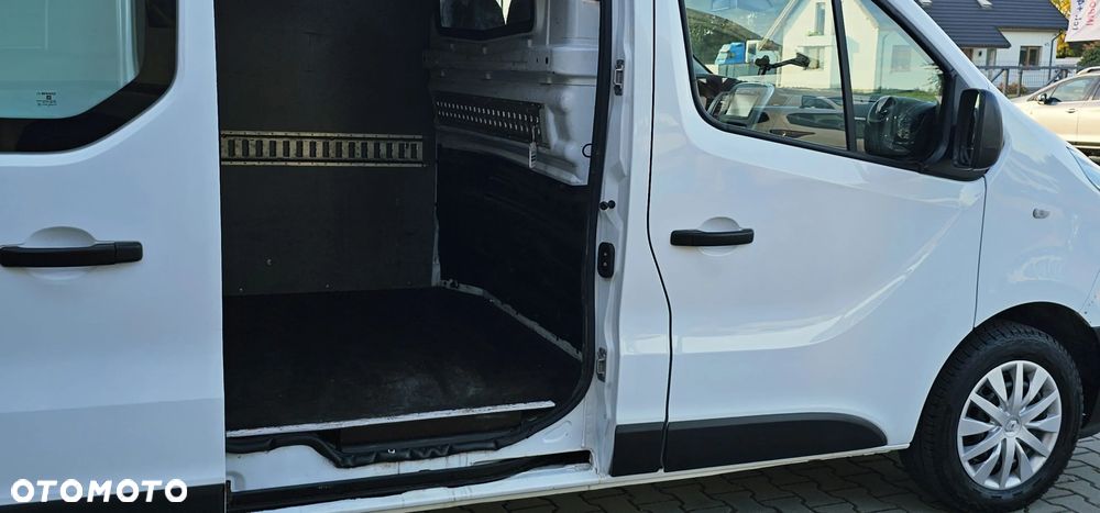 Renault TRAFIC III Vivaro Talento Movano - 18