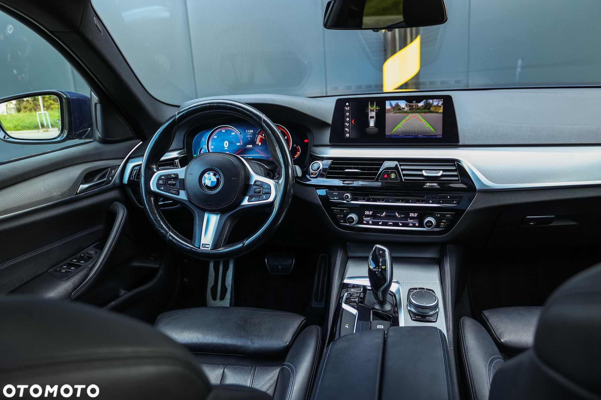 BMW Seria 5 520d xDrive Touring M Sport Edition - 26