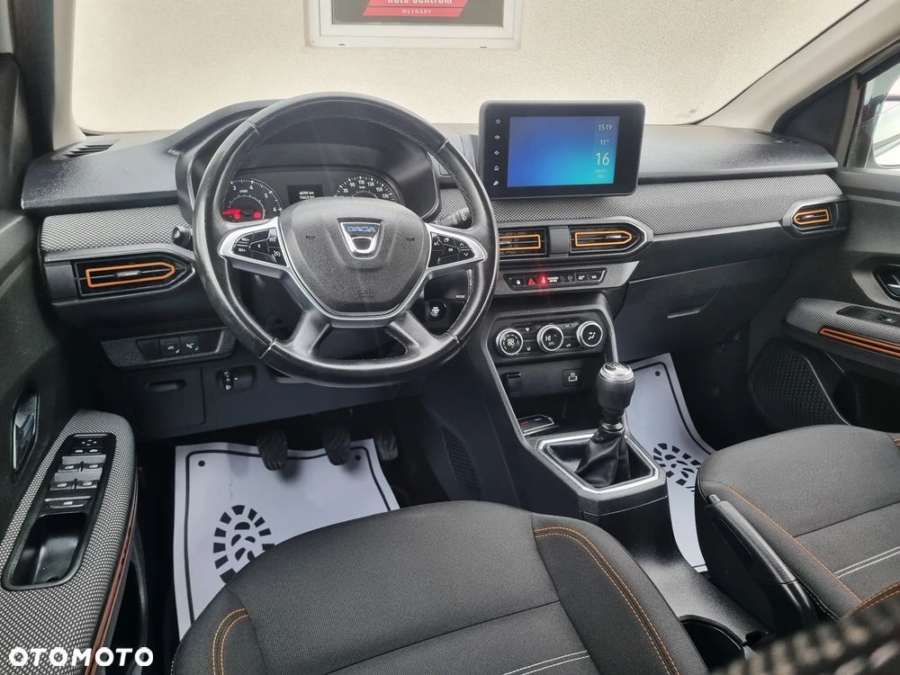 Dacia Sandero Stepway 1.0 TCe Laureate S&S - 6