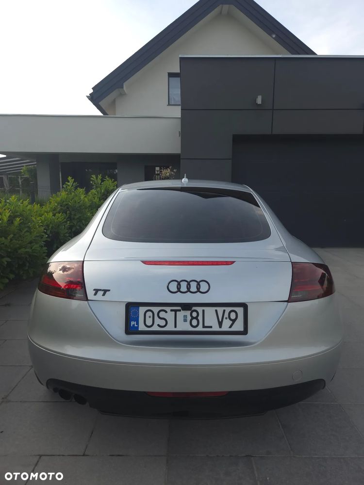 Audi TT Coupé - 4