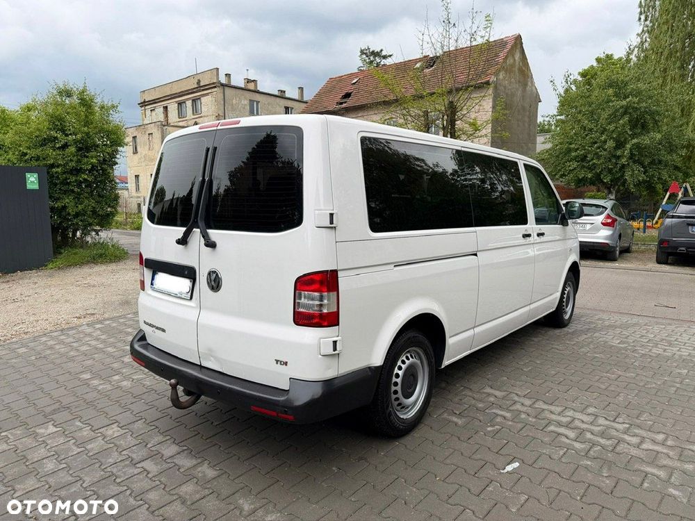 Volkswagen Transporter - 4