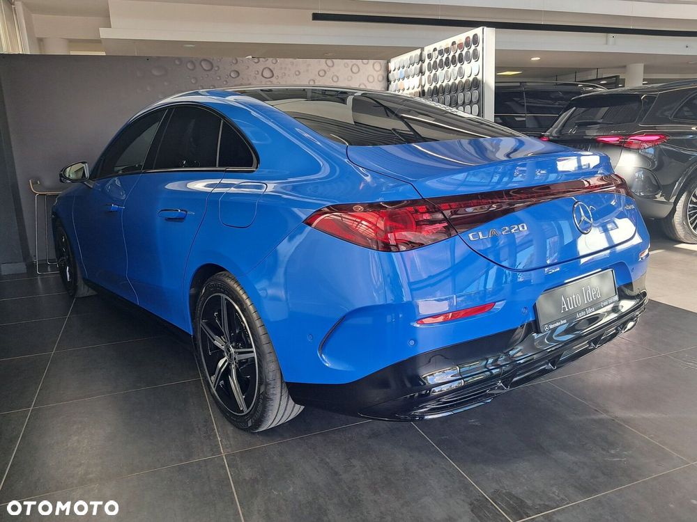 Mercedes-Benz CLA - 21