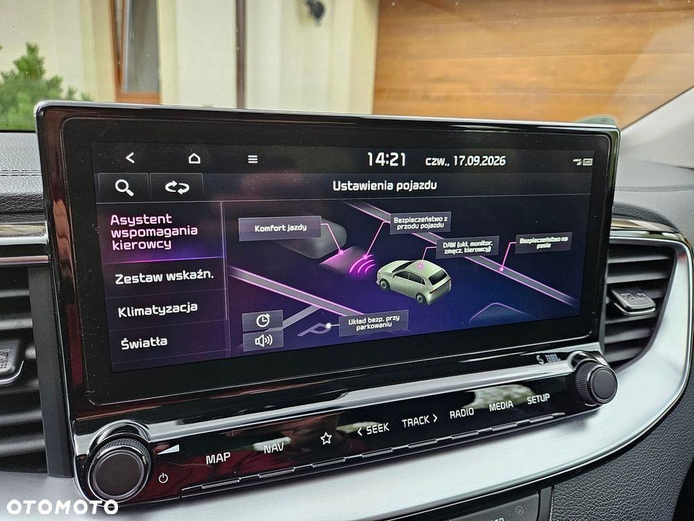Kia XCeed - 28