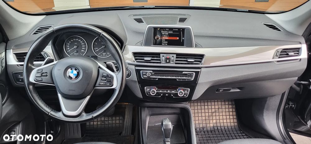 BMW X1 xDrive20d - 12