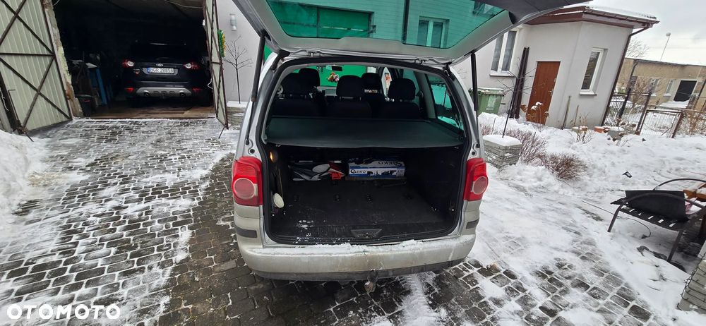 Volkswagen Sharan 2.0 TDI Basis - 12