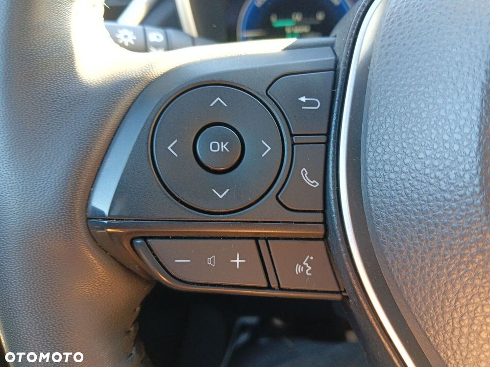 Toyota Corolla Cross 2.0 Hybrid Executive - 16