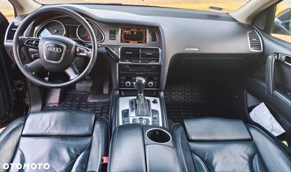 Audi Q7 - 6