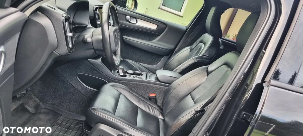 Volvo XC 40 D3 Momentum Pro - 20