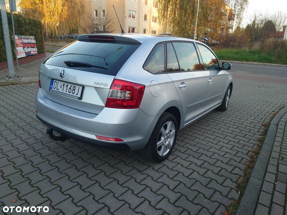 Skoda RAPID - 6