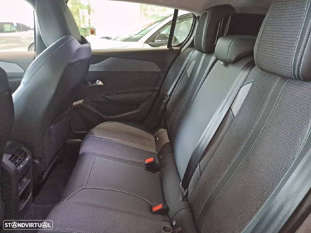 Peugeot 308 1.2 Hybrid Allure e-DCS6 - 10