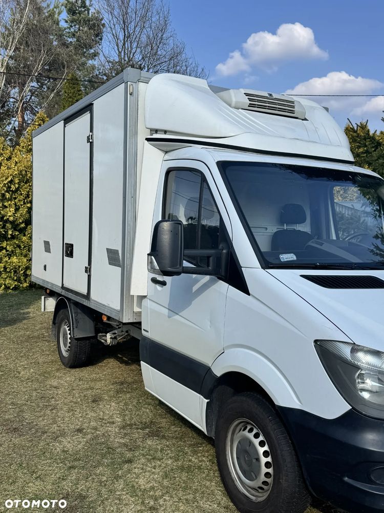 Mercedes-Benz Sprinter - 1