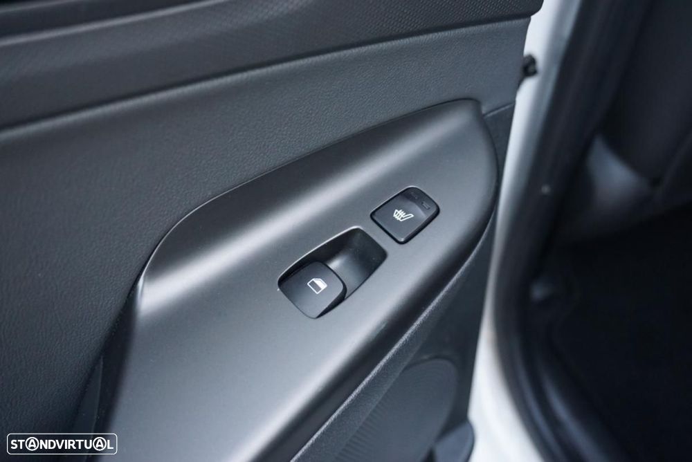 Hyundai Kauai 64 kWh Premium+P.Premium — fotografia 34
