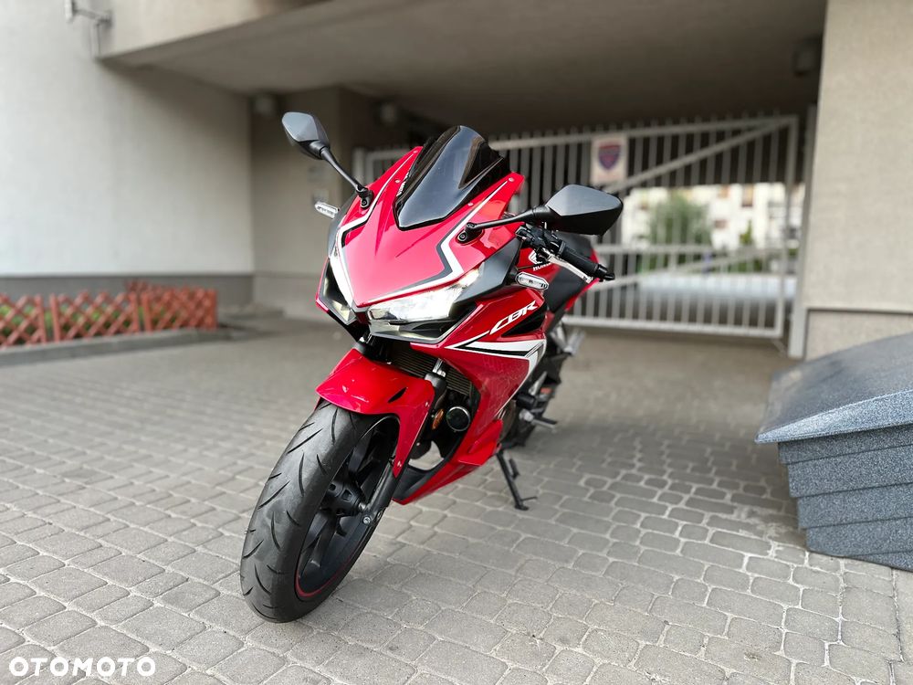 Honda CBR - 4