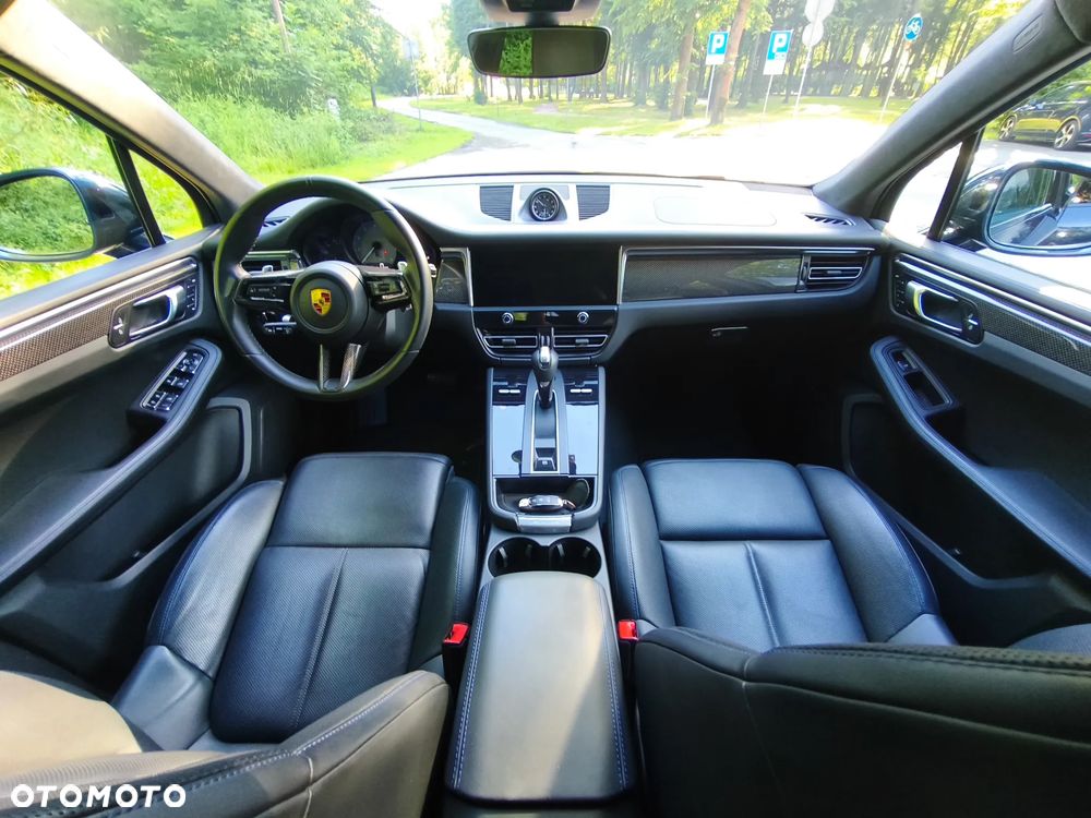 Porsche Macan - 25