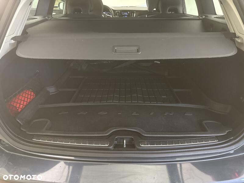 Volvo V60 Cross Country B5 B AWD - 23