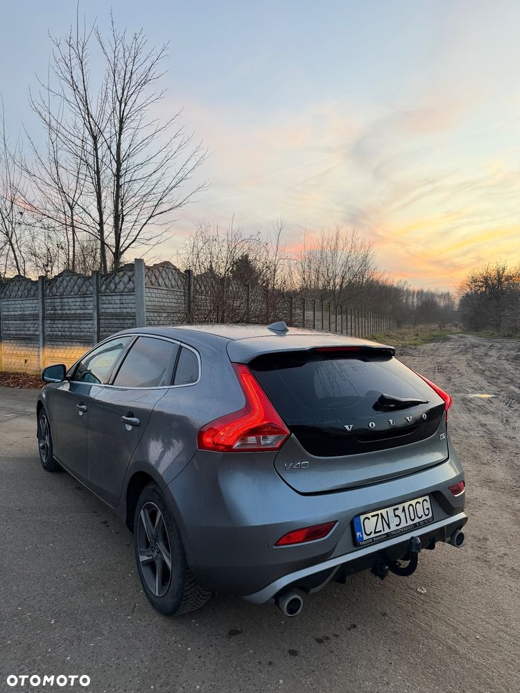 Volvo V40 D2 RDesign - 1