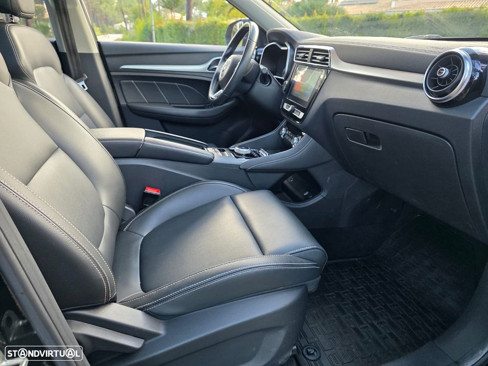 MG ZS EV 44.5 kWh Luxury - 16