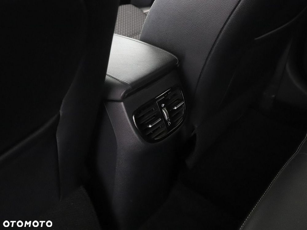 Kia XCeed 1.5 T-GDI L DCT - 40