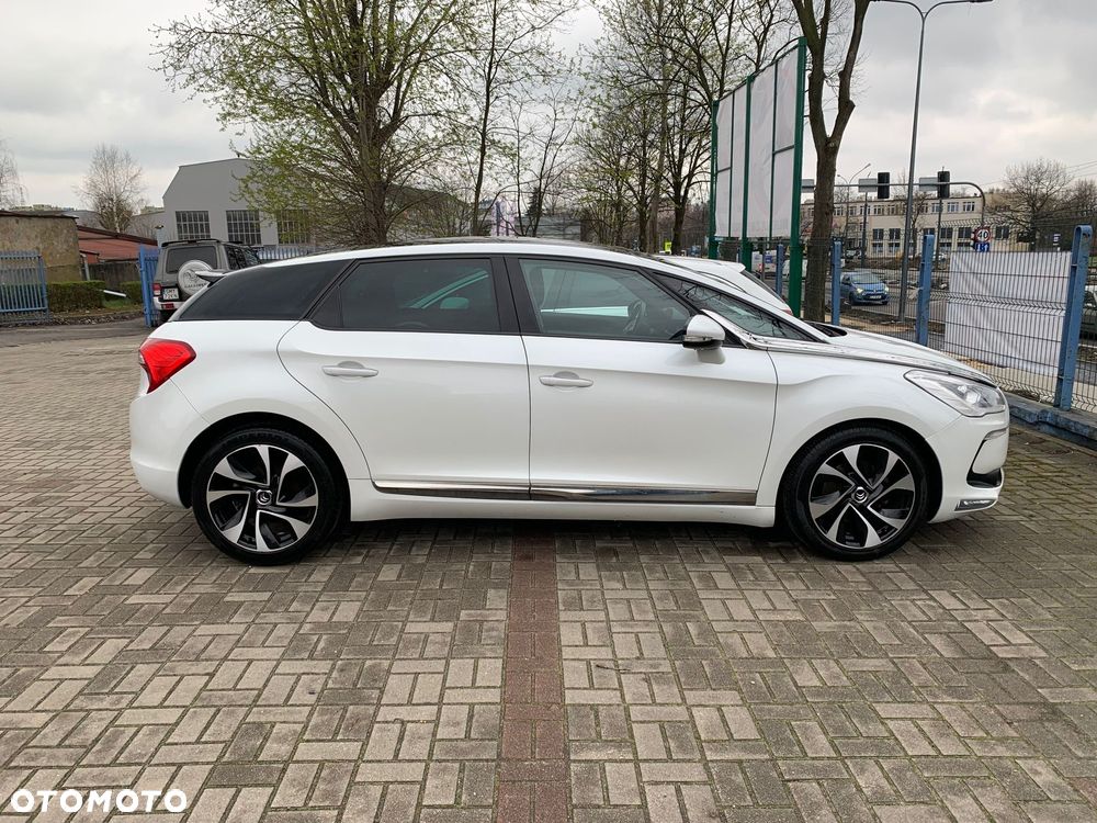 Citroën DS5 1.6 THP SoChic - 6