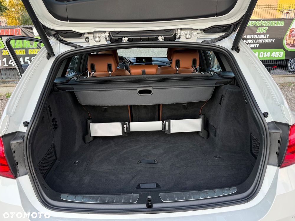 BMW Seria 3 320i Edition M Sport Shadow - 14