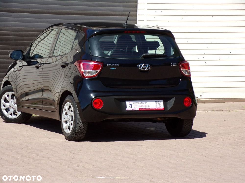 Hyundai i10 - 15