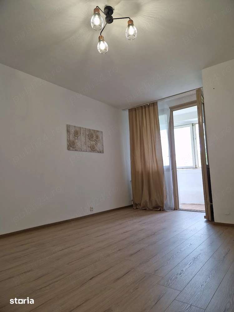 Garsoniera Metrou Titan, suprf. 30 mp, bloc reabilitat - Imagine principală: 3/9