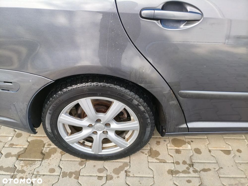 Toyota Avensis 1.8 VVT-i Luna - 7