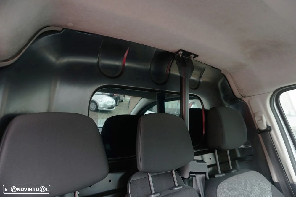 Renault Kangoo MAXI 1.5 DCI 3L IVA DEDUTIVEL - 18