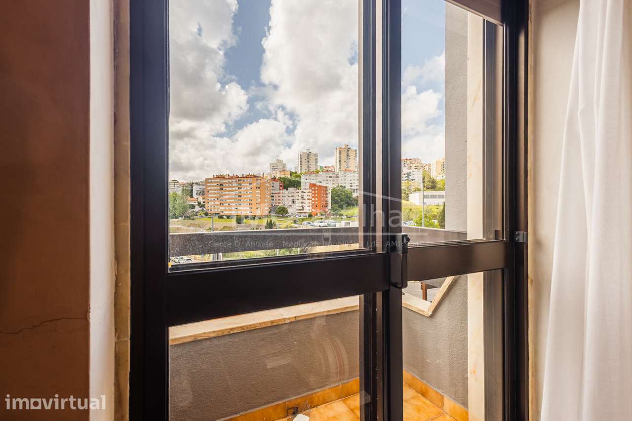 Apartamento T2
Queluz - Grande imagem: 5/27