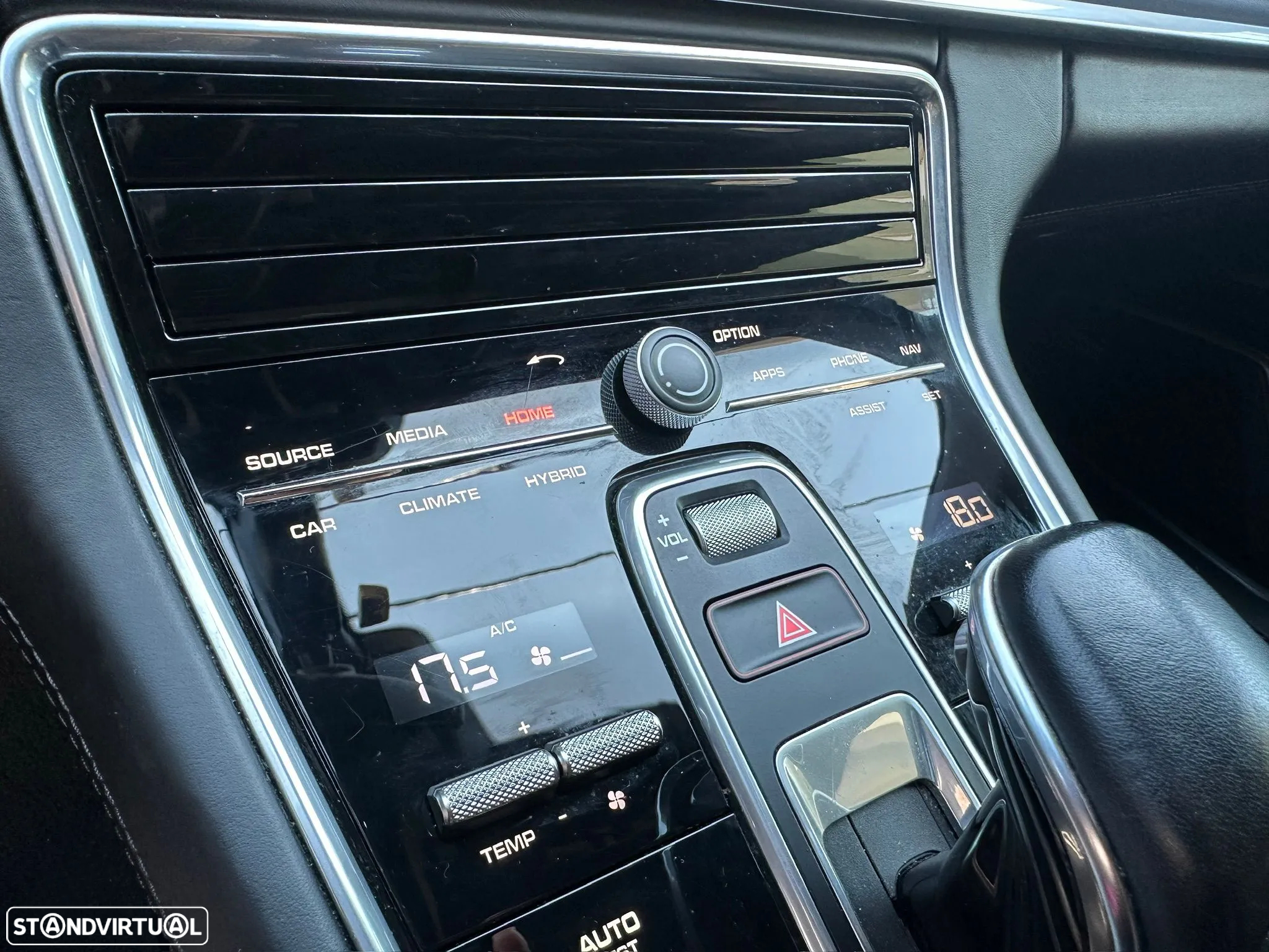 Porsche Panamera 4 E-Hybrid Platinum Edition com PDLS - 23