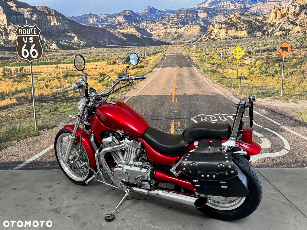 Suzuki Intruder - 6