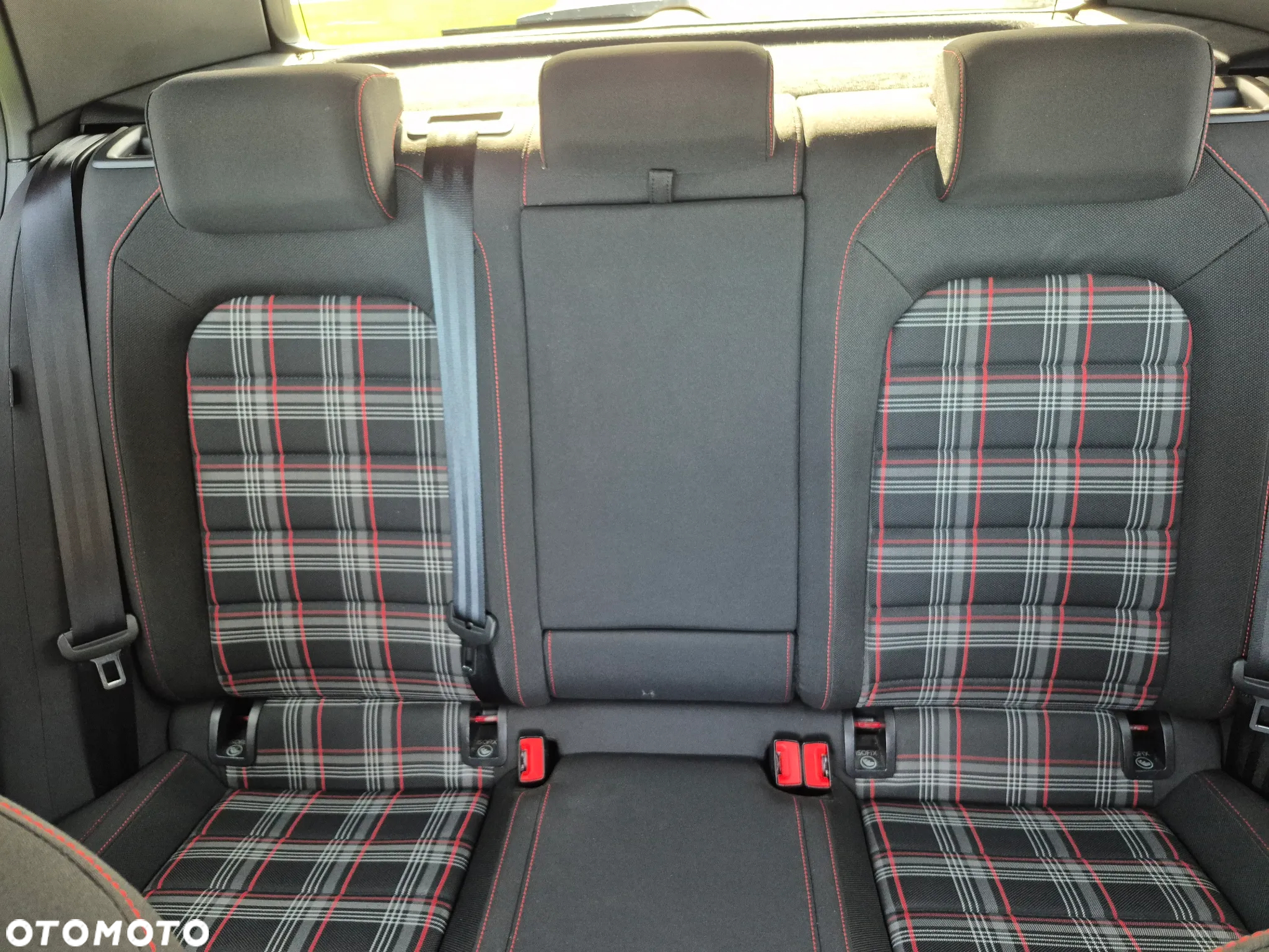 Volkswagen Golf GTI Performance BlueMotion Technology DSG - 27