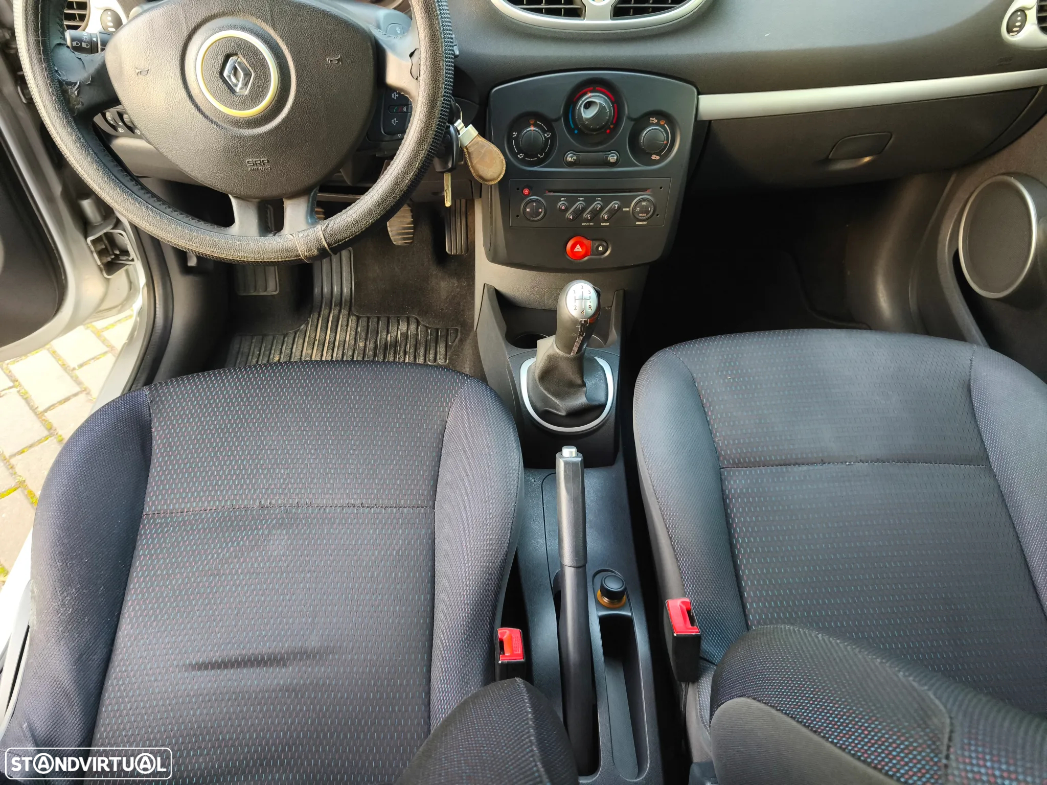 Renault Clio Break 1.2 16V Dynamique - 14