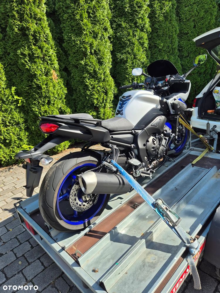 Yamaha FZ8 - 2