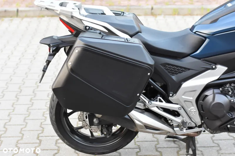 Honda NC - 12