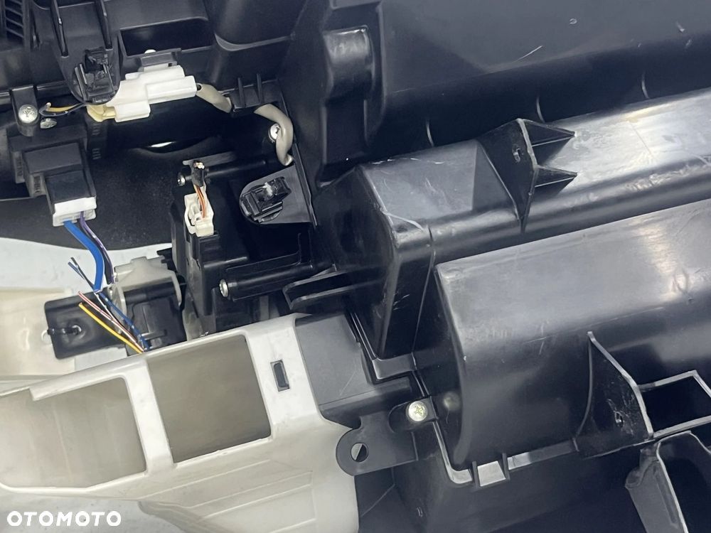 Nagrzewnica Mazda 6 II GH 07-12r. obudowa chłodnicy wody parownik klimatyzacji Europa gs1eb - 16