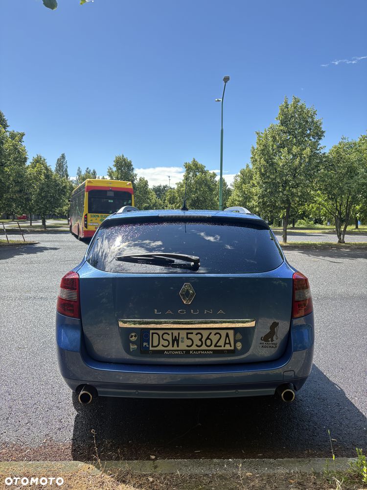 Renault Laguna dCi 150 FAP Start-Stop GT - 4