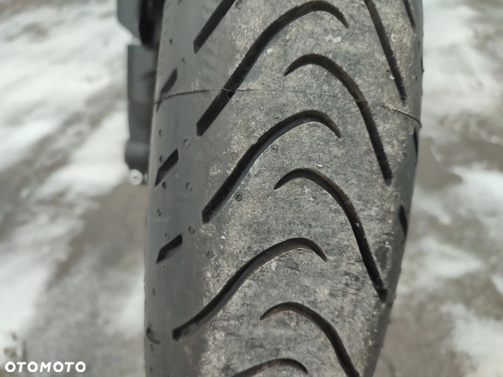 Triumph Speed Triple - 28