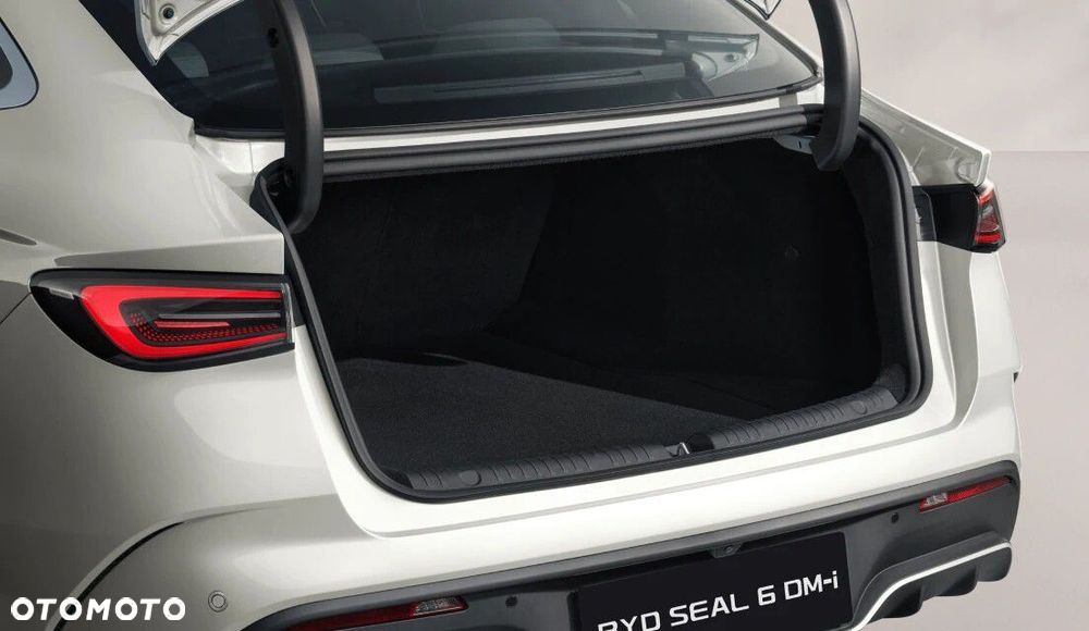 BYD Seal 6 - 3