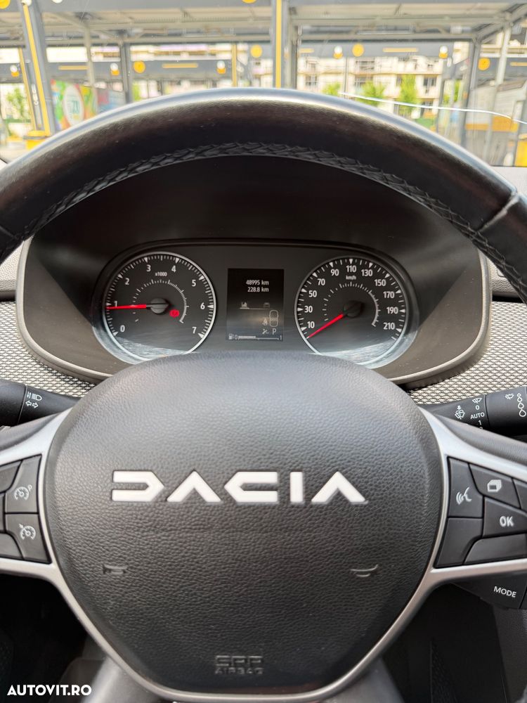 Dacia Logan TCe 90 CVT Journey - 10