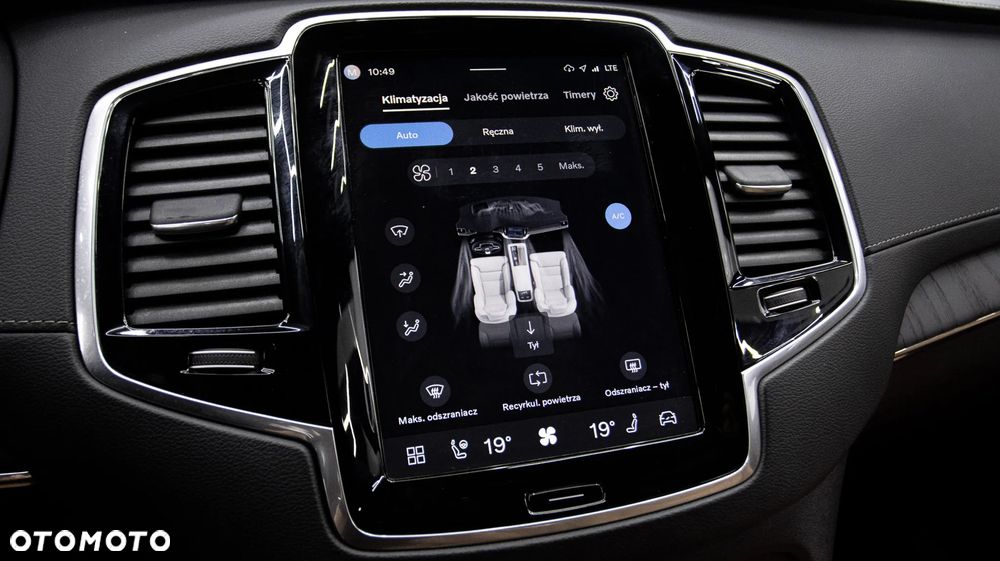 Volvo XC 90 T8 AWD Plug-In Hybrid Plus Dark 7os - 30