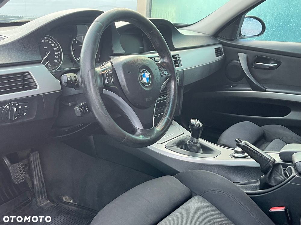 BMW Seria 3 320d - 20