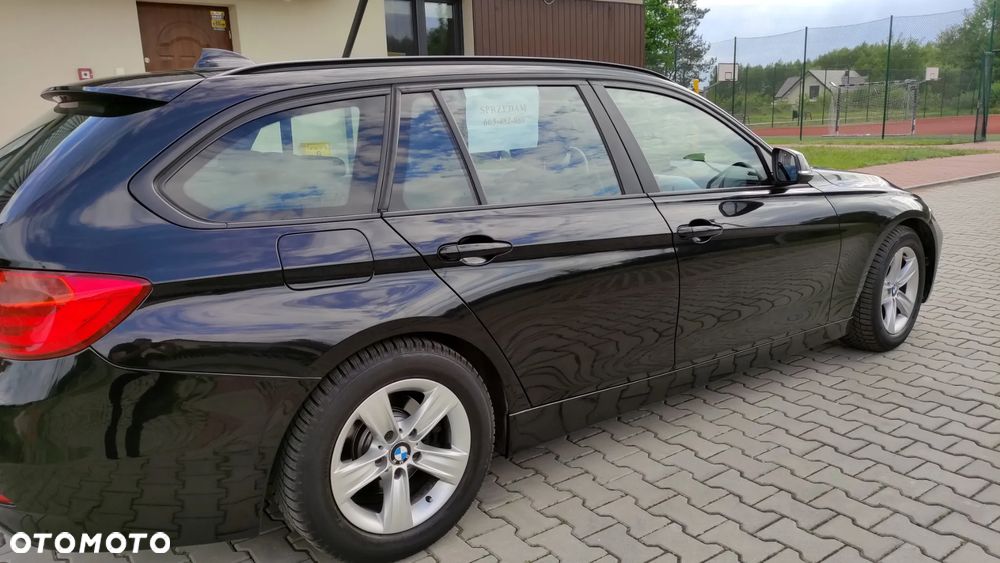 BMW Seria 3 320d DPF Edition Sport - 10