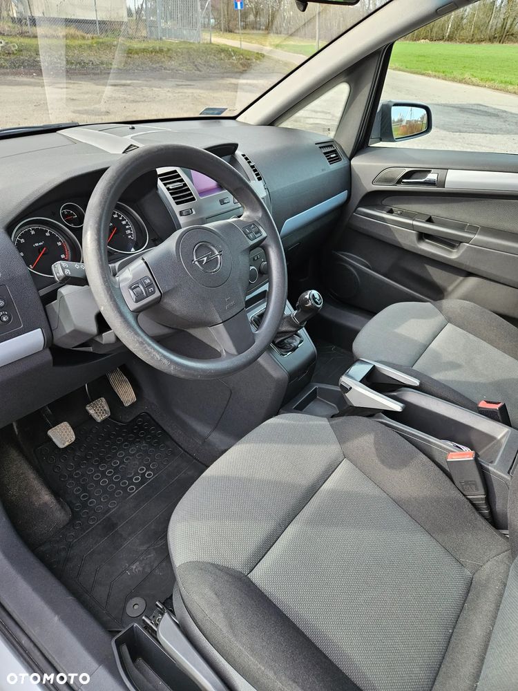 Opel Zafira 1.9 CDTI Elegance - 28