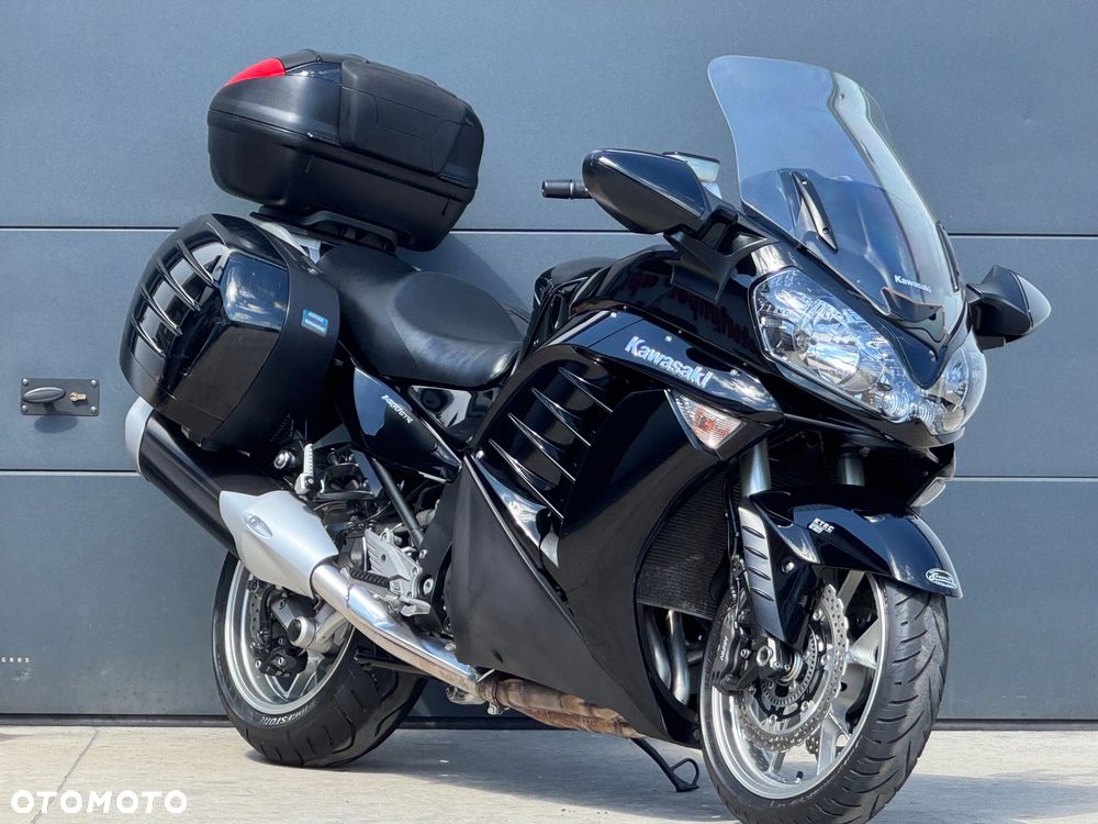 Kawasaki GTR