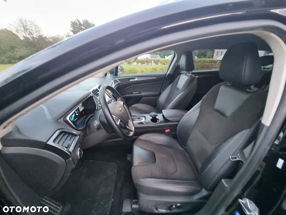Ford Mondeo SW 2.0 Hybrid Executive - 12