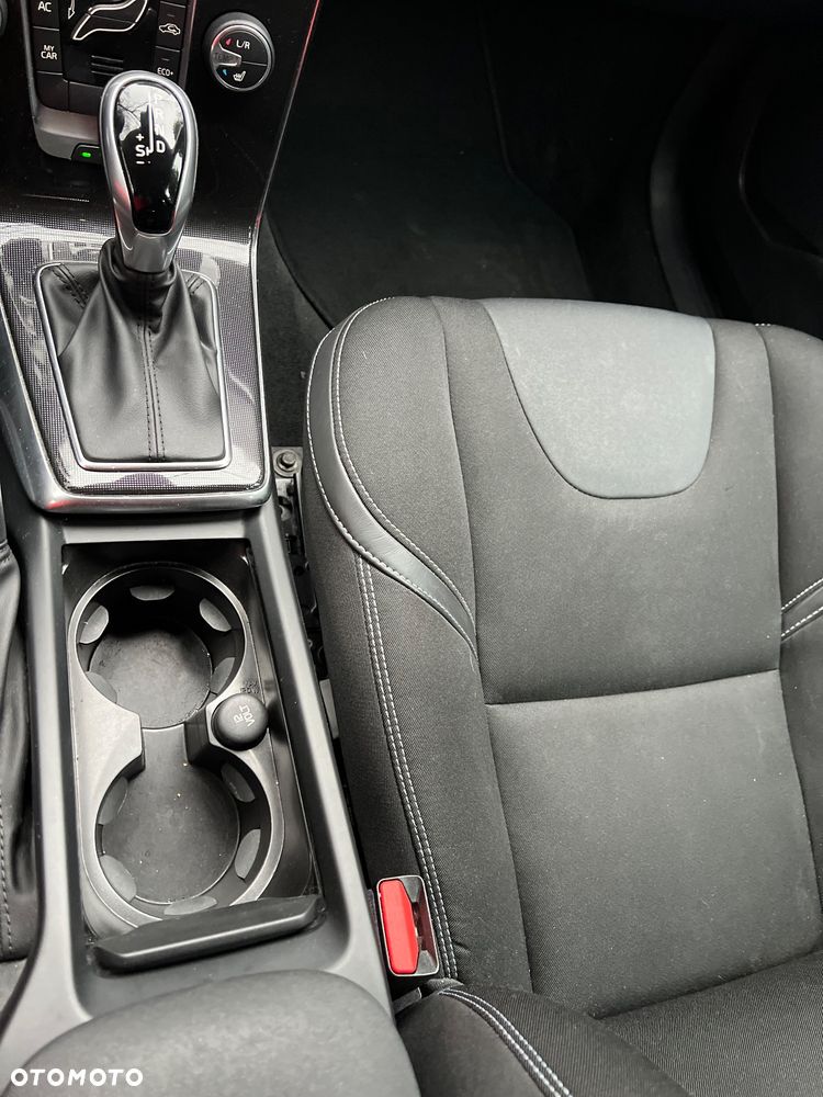 Volvo V40 D3 Geartronic Inscription - 35