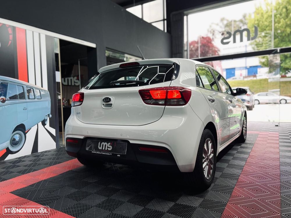Kia Rio 1.2 CVVT LX - 12