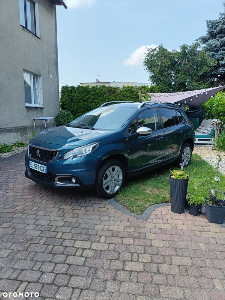 Peugeot 2008 1.2 Pure Tech Style - 3